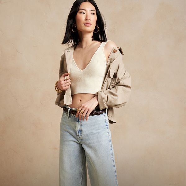 Banana Republic 限時<strong><span style="color: #e80c5b;">低至4折</span></strong> 13