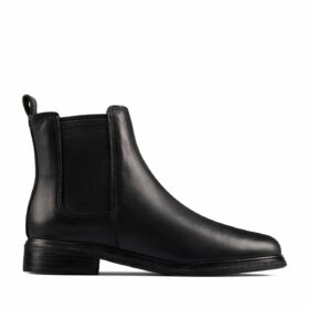 Clarks 冬季限時<strong><span style="color: #e80c5b;">折扣區5折+額外7折</span></strong>
