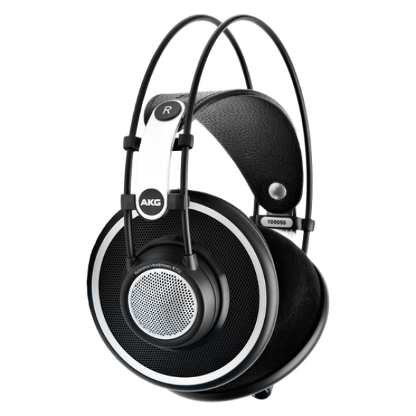 AKG Pro Audio K702 Over-Ear 1