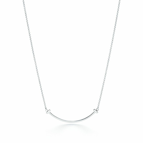 TIFFANY Smile Pendant in White Gold 1