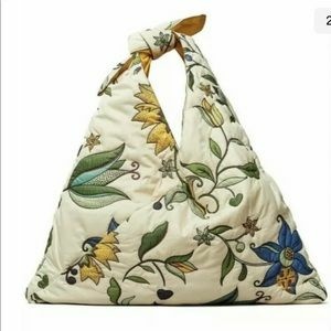 Tory Burch Zoe Quilted Tie Bag Ivory Love Floral Fabric Shoulder Hobo Bag $798