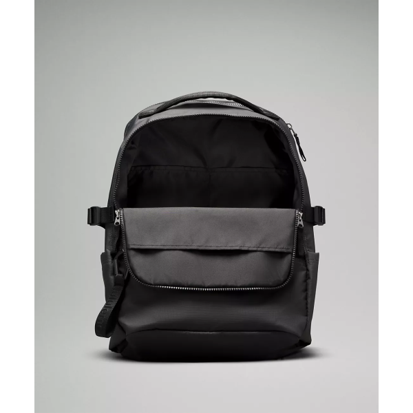 Lululemon New Crew Backpack 22L Logo 後背包 3