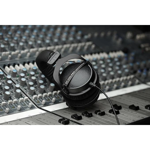 beyerdynamic DT 770 Pro 80 ohm Limited Edition Professional Studio Headphones 錄音室耳機 2