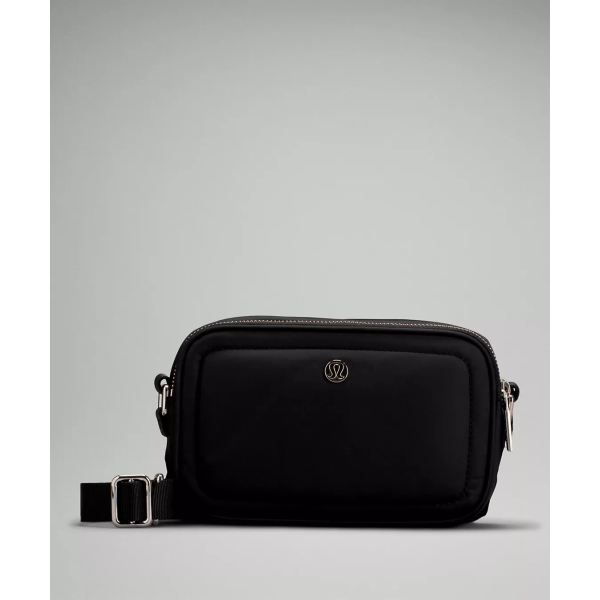 Lululemon Crossbody Camera Bag 2L 1