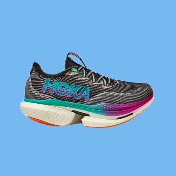 Hoka 跑鞋完整指南,找到最適合您的運動鞋款 12 Hoka 跑鞋完整指南,找到最適合您的運動鞋款 3