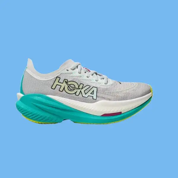 Hoka 跑鞋完整指南,找到最適合您的運動鞋款 17 Hoka 跑鞋完整指南,找到最適合您的運動鞋款 8