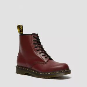 Dr. Martens 黑五精選鞋款|經典馬丁鞋優惠6折起! 2 Dr. Martens 黑五精選鞋款|經典馬丁鞋優惠6折起! 2