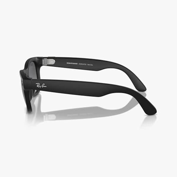 Ray-Ban Meta Wayfarer, Matte Black/Polarized Gradient Graphite, Large 3