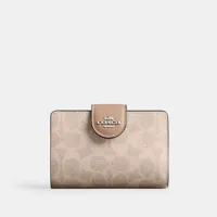 Coach Outlet 黑五折扣來襲，2024年不可錯過的經典包款3折起 3