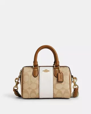 Coach Outlet 黑五折扣來襲，2024年不可錯過的經典包款3折起 21