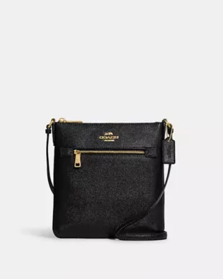 Coach Outlet 黑五折扣來襲，2024年不可錯過的經典包款3折起 12