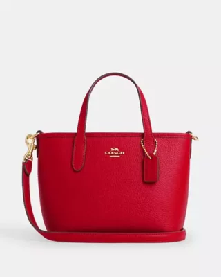 Coach Outlet 黑五折扣來襲，2024年不可錯過的經典包款3折起 26
