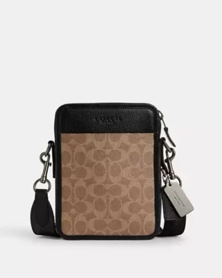 Coach Outlet 黑五折扣來襲，2024年不可錯過的經典包款3折起 23