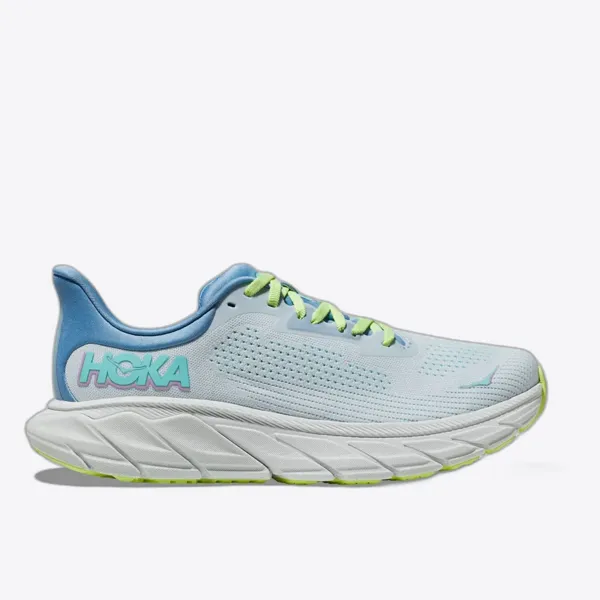 HOKA 跑鞋推薦|城市通勤與戶外越野必買 TOP10 6 HOKA 跑鞋推薦|城市通勤與戶外越野必買 TOP10 6