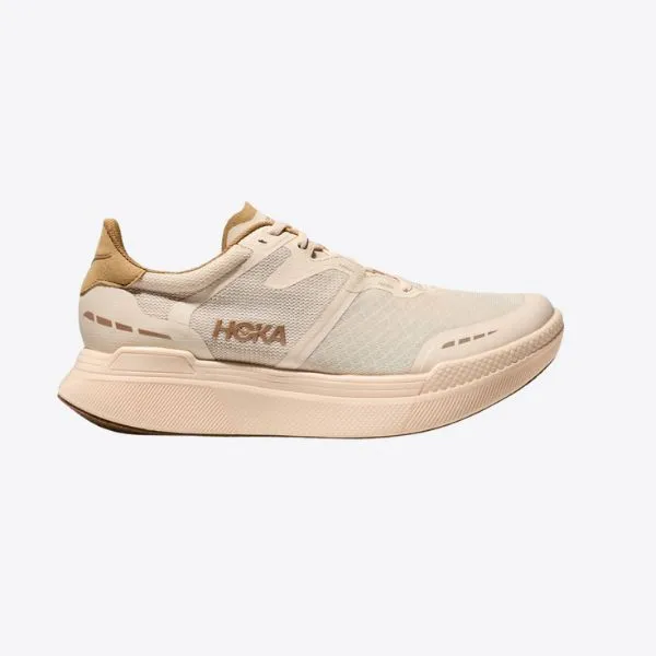 Hoka 全館 6 折起，Clifton 9、Bondi 8 跑鞋 US$115 起 10