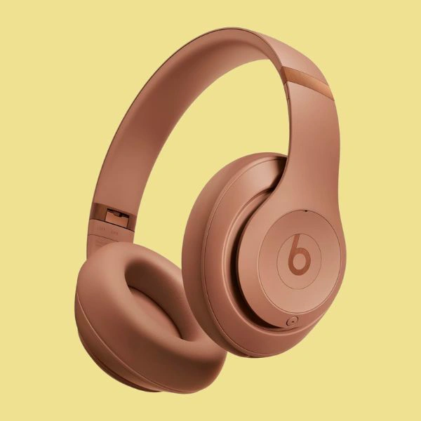 Beats Fit Pro 金卡戴珊聯名款限時 51 折！優惠省 NT$5440！ 10
