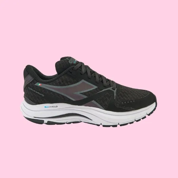 2025 年最佳女款健走鞋,HOKA、New Balance、ASICS 品牌精選 28 2025 年最佳女款健走鞋,HOKA、New Balance、ASICS 品牌精選 19
