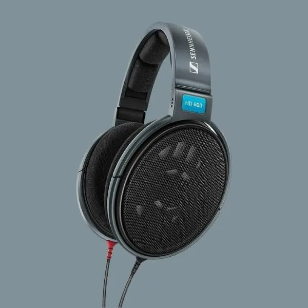 新耳機什麼時候買最划算？2025 年必看耳機品牌與每年折扣時間 18