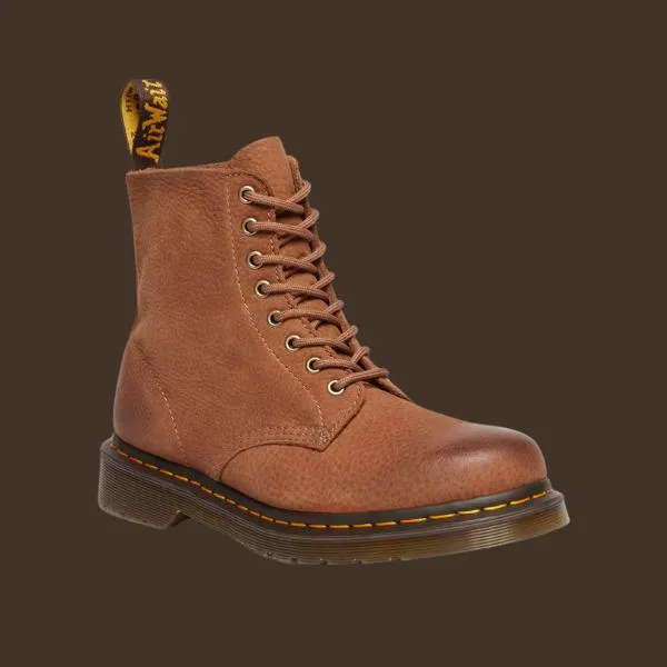 Dr. Martens 季末促銷低至 6 折，1460 女款馬丁靴現省 NT$2240 15