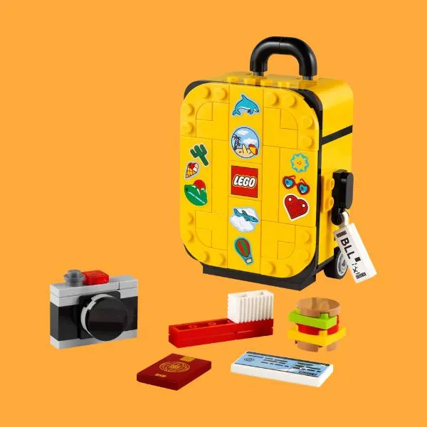 LEGO 樂高新品黃色旅行箱 4/1 開賣 8