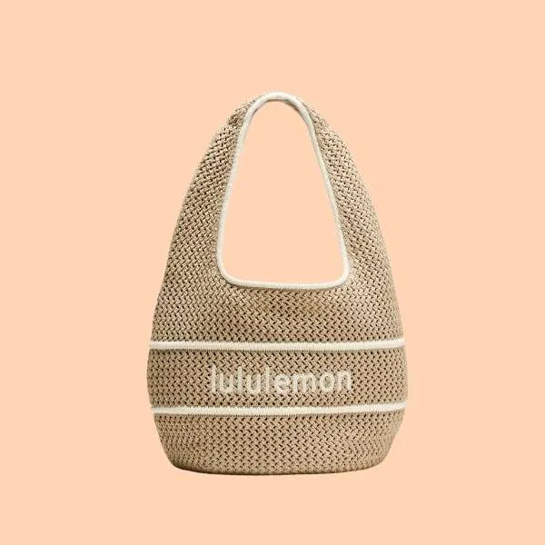 lululemon 編織肩背包新品上市，7L 容量夏日輕盈登場 20