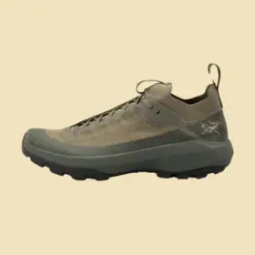 Arc’teryx Vertex Alpine 多功能攀登跑鞋評測：爬得了岩，也跑得動山