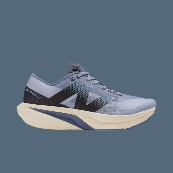 New Balance FuelCell Rebel v4 跑鞋各色 8 折，現省 NT$960 14