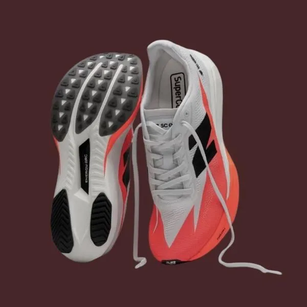 New Balance 最新碳板鞋 SC Elite v5，更輕量、更推進的碳板跑鞋值得入手嗎？ 14