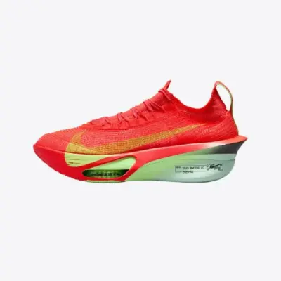 2025 最強碳板跑鞋推薦｜Asics、Hoka、Nike 等熱門款全面解析 6