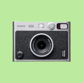 拍立得怎麼選？Fujifilm instax mini evo vs. Leica Sofort 2 2
