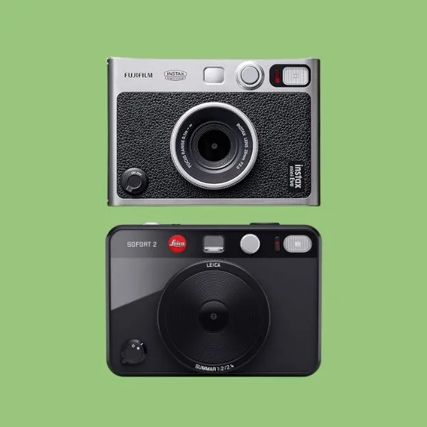 拍立得怎麼選？Fujifilm instax mini evo vs. Leica Sofort 2 8