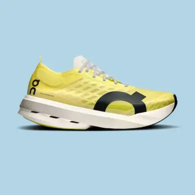 On Cloud 與 Hoka 比較:哪款跑鞋穿起來最舒適? 17 On Cloud 與 Hoka 比較:哪款跑鞋穿起來最舒適? 8