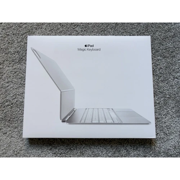 SEALED BRAND NEW - Apple Magic Keyboard for IPAD PRO (M4), WHITE 13“ (MWR43LL/A) 1