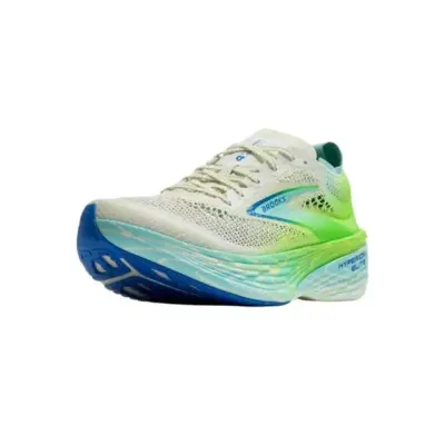 2025 最強碳板跑鞋推薦｜Asics、Hoka、Nike 等熱門款全面解析 3