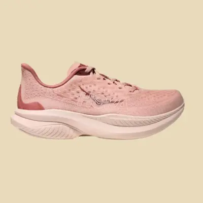 Hoka 最值得買的 10 雙鞋,緩震、競速、越野全攻略 10 Hoka 最值得買的 10 雙鞋,緩震、競速、越野全攻略 1