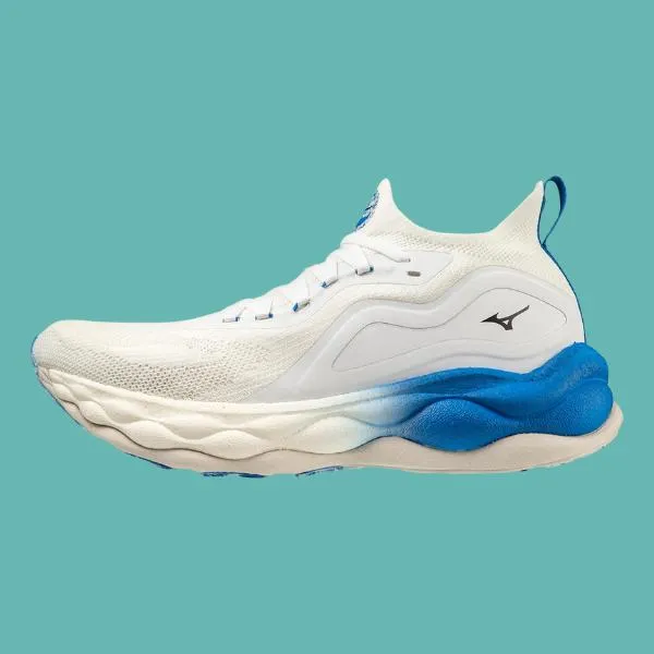 永續跑步鞋推薦｜ASICS、Brooks、HOKA 等品牌綠色選擇 12